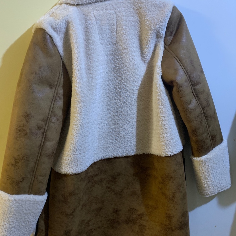 BNWT shearling coat - Picture 3 of 4